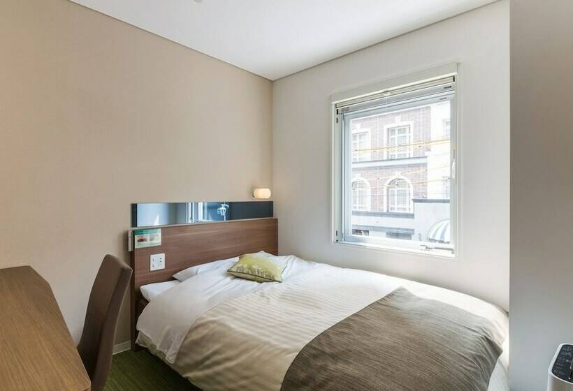 اتاق استاندارد یک نفره, Super Hotel Premier Hakataeki
