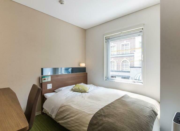 اتاق استاندارد یک نفره, Super Hotel Premier Hakataeki