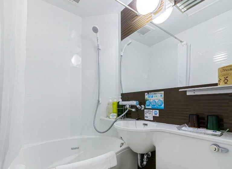 اتاق استاندارد, Super Hotel Premier Hakataeki