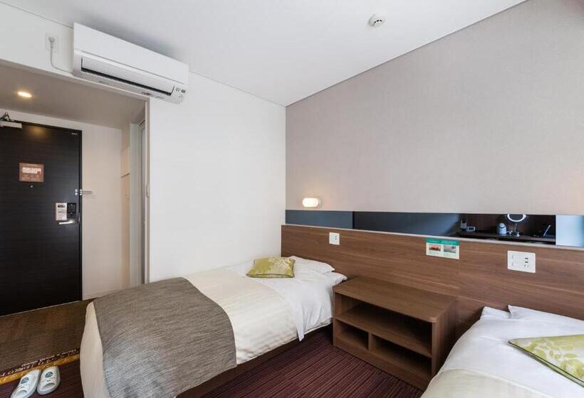 اتاق خانوادگی تودرتو, Super Hotel Premier Hakataeki