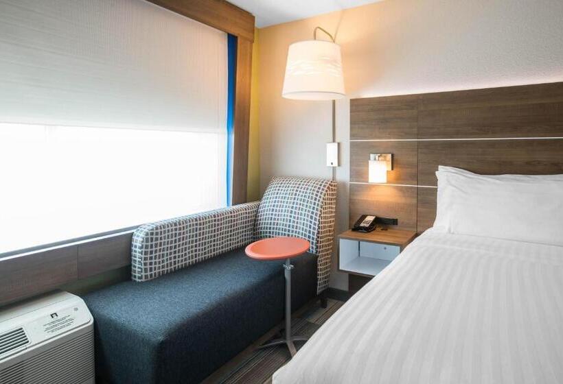 Стандартный Номер Кровать Кинг, Holiday Inn Express & Suites Ludington, An Ihg