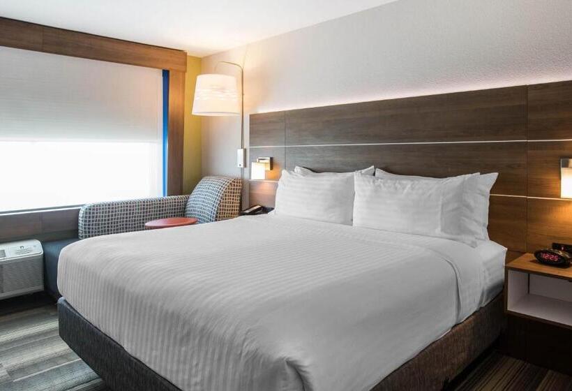 Номер Стандарт Кровать Кинг Адаптированный для Инвалидов, Holiday Inn Express & Suites Ludington, An Ihg