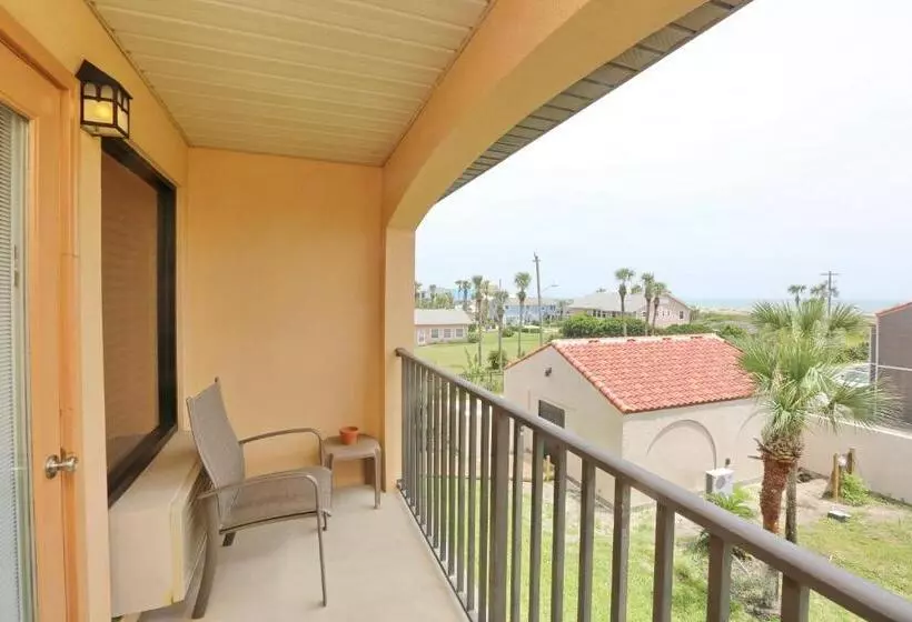 キングサイズベッドのスイートルーム, La Fiesta Ocean Inn & Suites