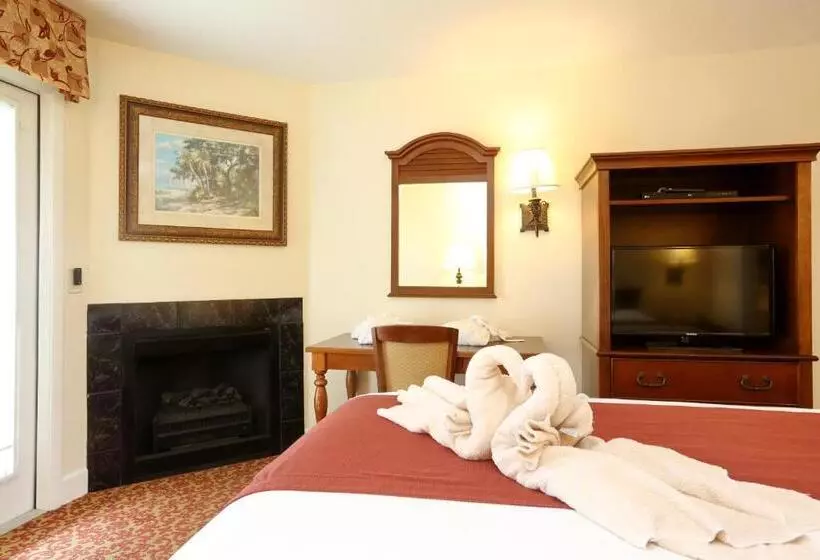キングサイズベッドのスイートルーム, La Fiesta Ocean Inn & Suites