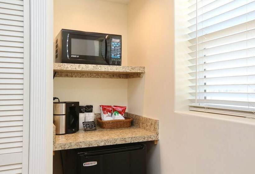 غرفة قياسية سرير كينج, La Fiesta Ocean Inn & Suites