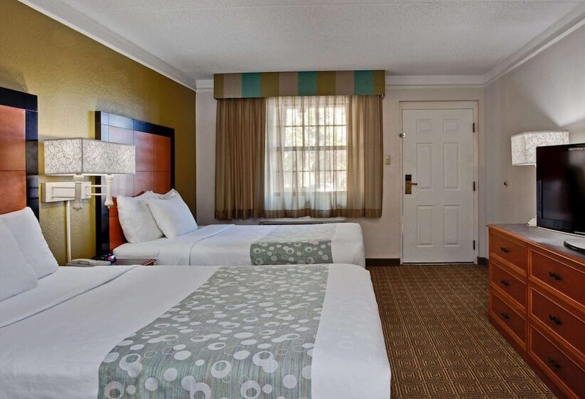 اتاق استاندارد با 2 تخت دوبل, La Quinta Inn By Wyndham Orlando Airport West