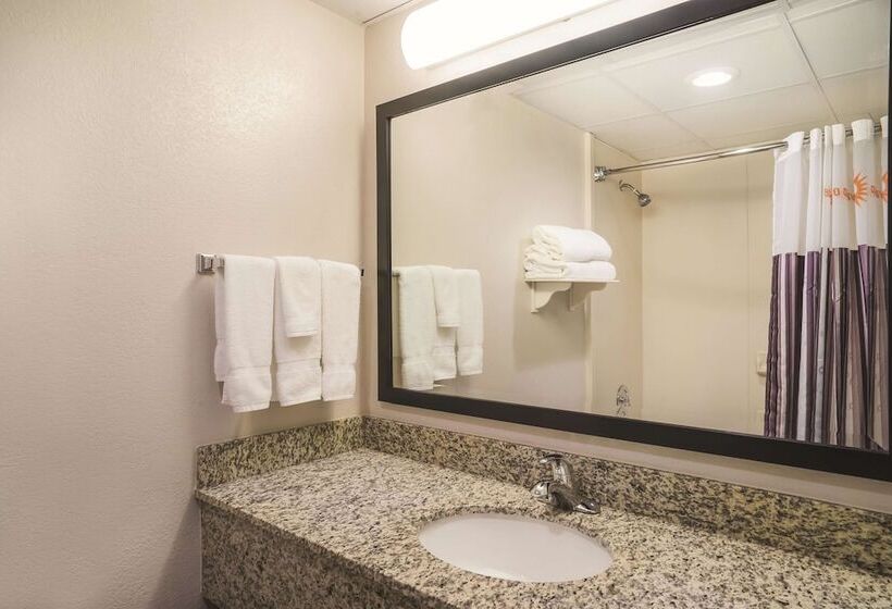 套房, La Quinta Inn By Wyndham San Marcos