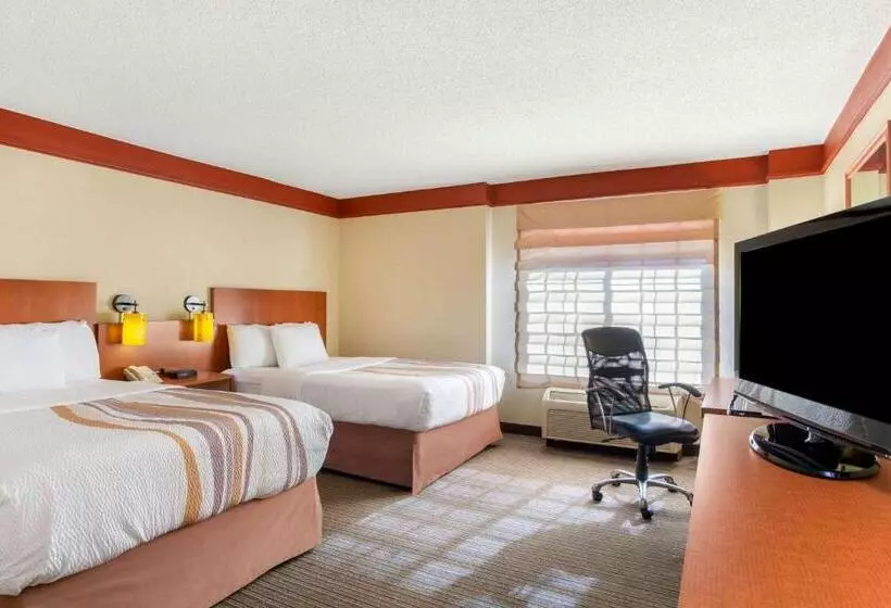 デラックスルーム, La Quinta By Wyndham Raleigh Cary