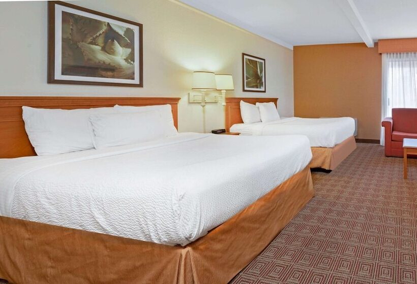 Люкс Повышенной Комфортности, La Quinta By Wyndham Salt Lake City   Layton