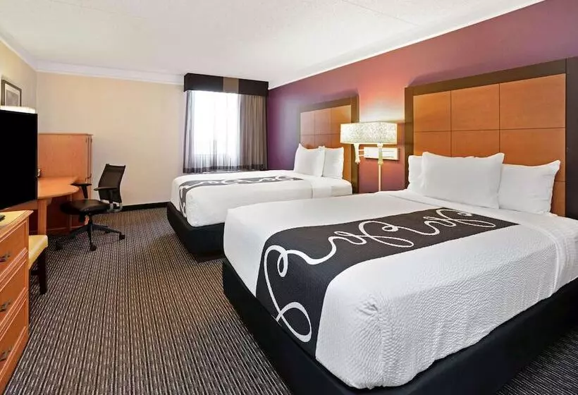 2ダブルベッドのスタンダードルーム, La Quinta By Wyndham Tacoma Seattle