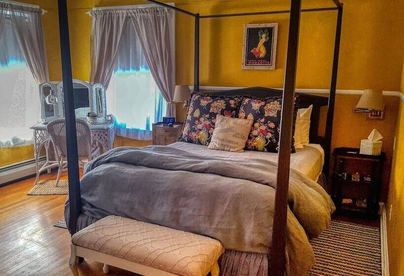 高级大房间, Lilac Inn