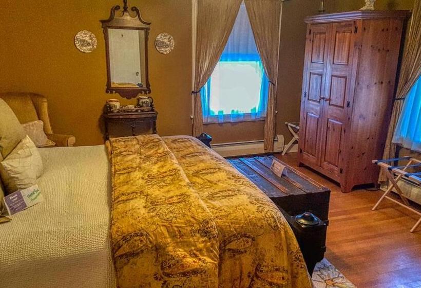 带大床的高级房间, Lilac Inn