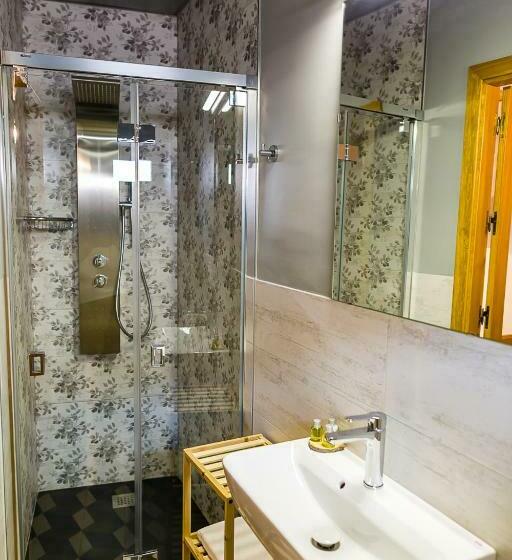 Quarto Familiar Deluxe, Hospedium Hotel El Nido De Alcudia Suites