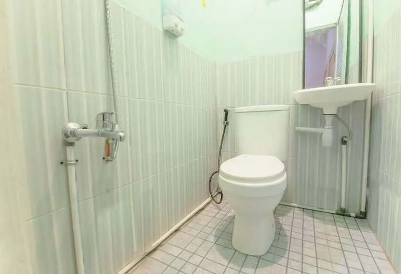 デラックスルーム, Oyo 2310 Residence 68