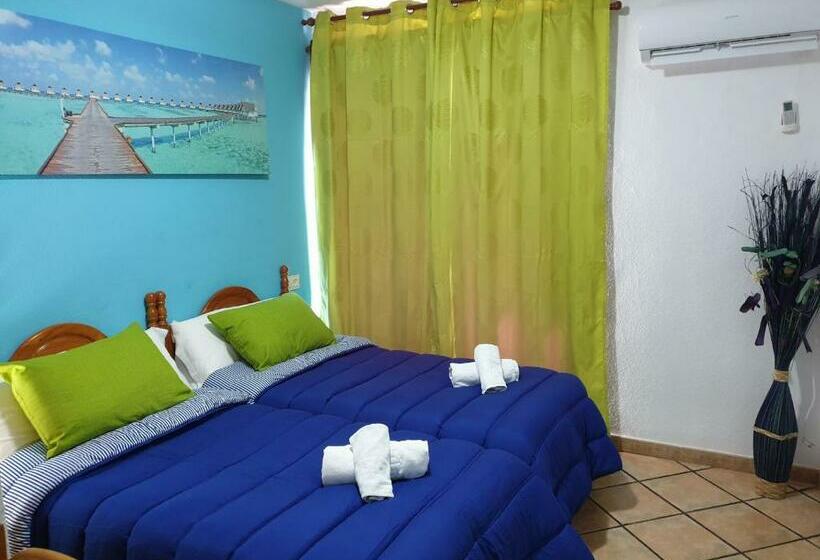 オーシャンビュースタンダードルームバルコニー付き, Pension Los Verdiales