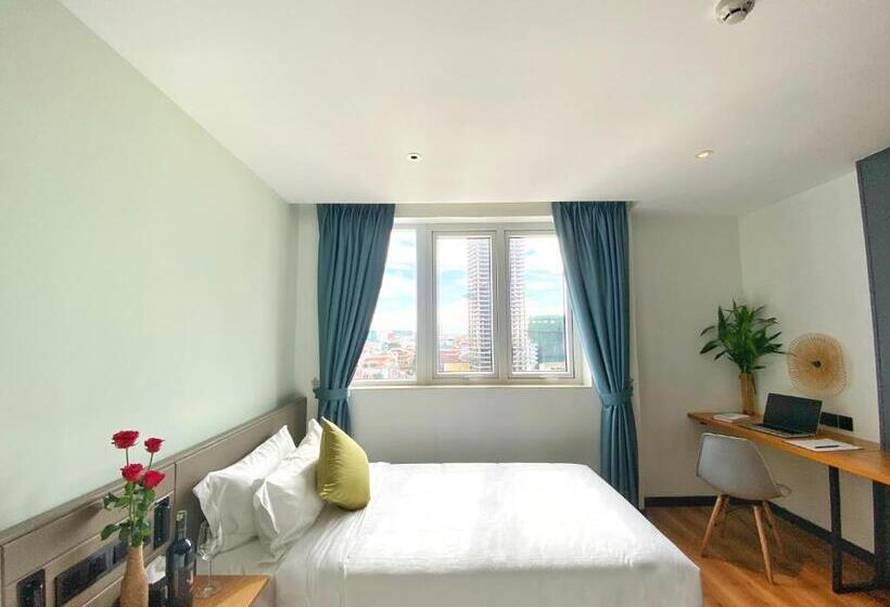 バルコニー付きスタンダードルーム, Yunfan