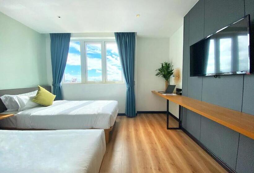 バルコニー付きスタンダードルーム, Yunfan