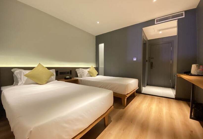 スタンダードルーム, Yunfan