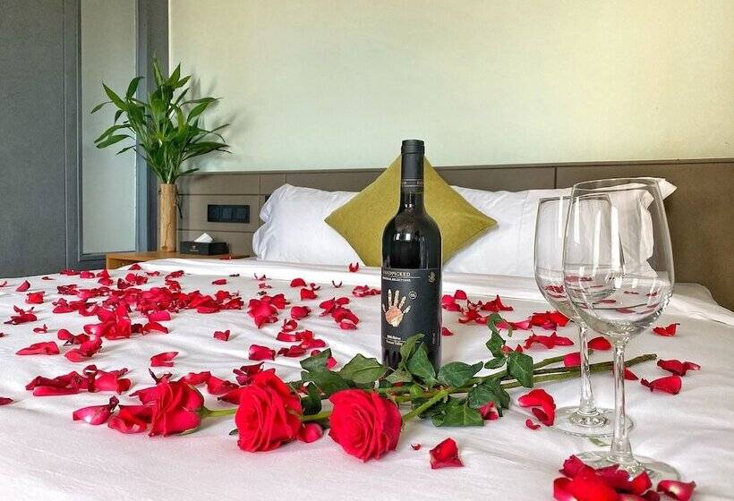 デラックスルーム, Yunfan