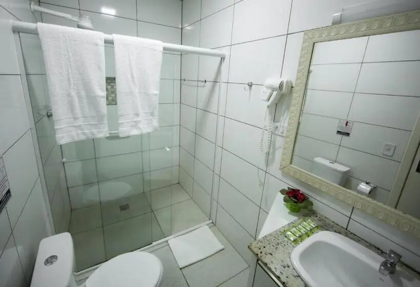 سوییت با چشم‌انداز استخر, Cachoeira Dos Pássaros