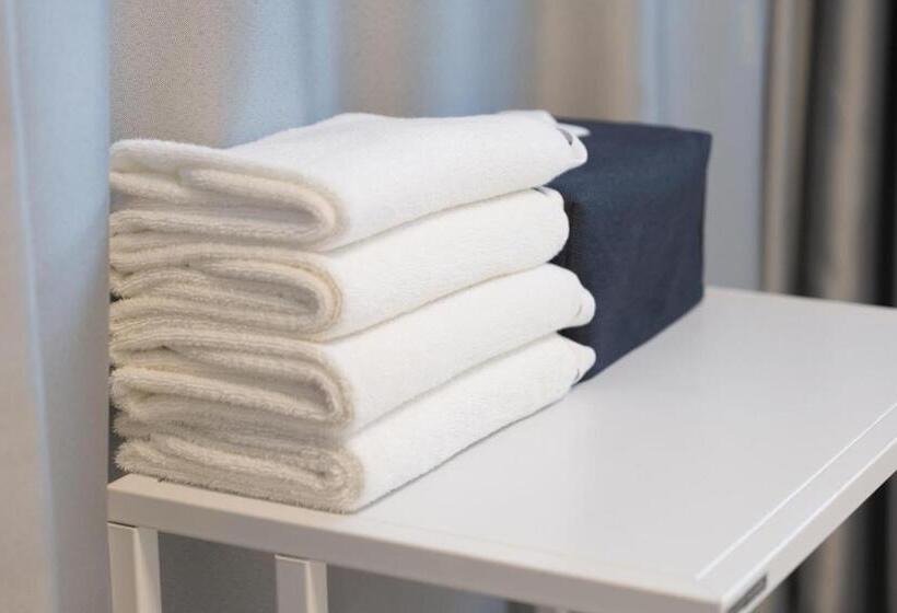 패밀리 룸, La Famille