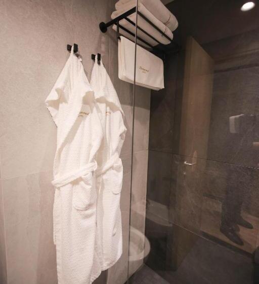 חדר סטנדרט, Richmond