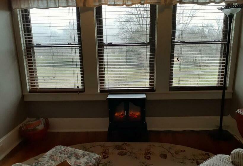 غرفة قياسية سرير كينج, Laughing Heart Lodge