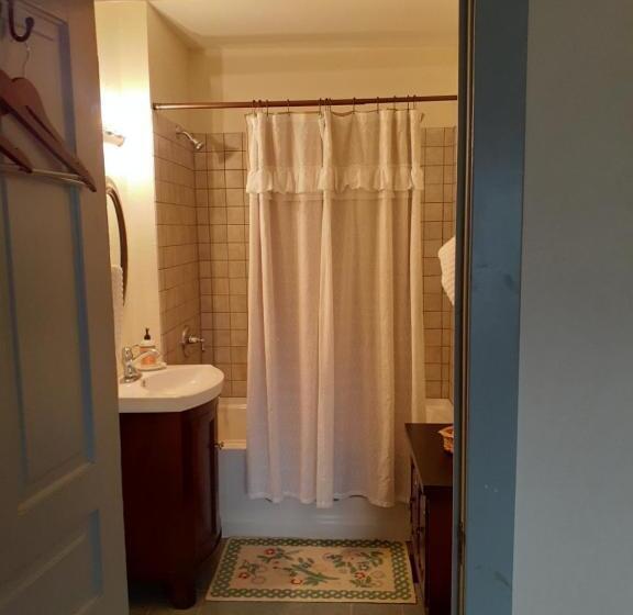 غرفة سوبيريور سرير كينج, Laughing Heart Lodge