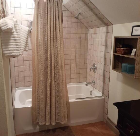 Номер Superior Кровать Кинг, Laughing Heart Lodge