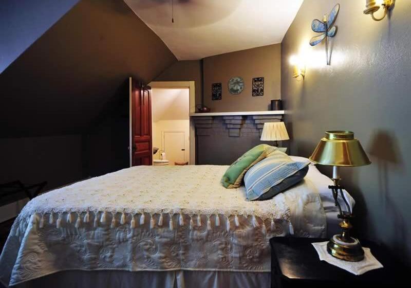 غرفة ديلوكس, Laughing Heart Lodge