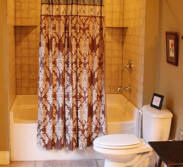 غرفة قياسية سرير كينج, Laughing Heart Lodge