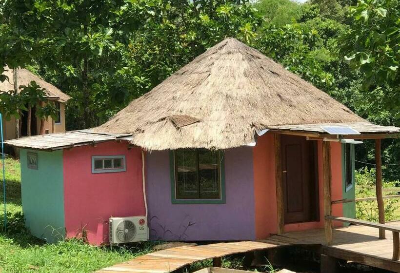 غرفة قياسية, Gibbon Lodge