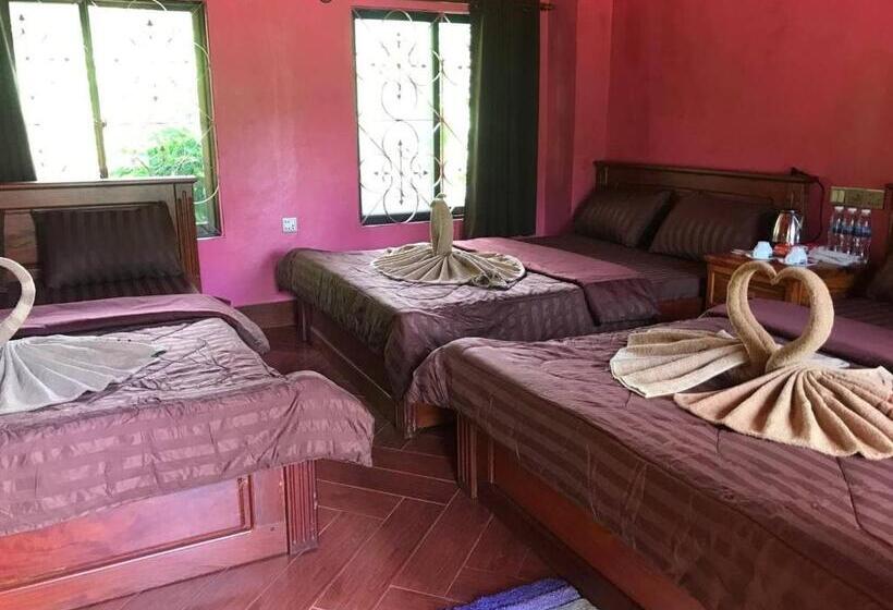 غرفة قياسية ثلاثية, Gibbon Lodge