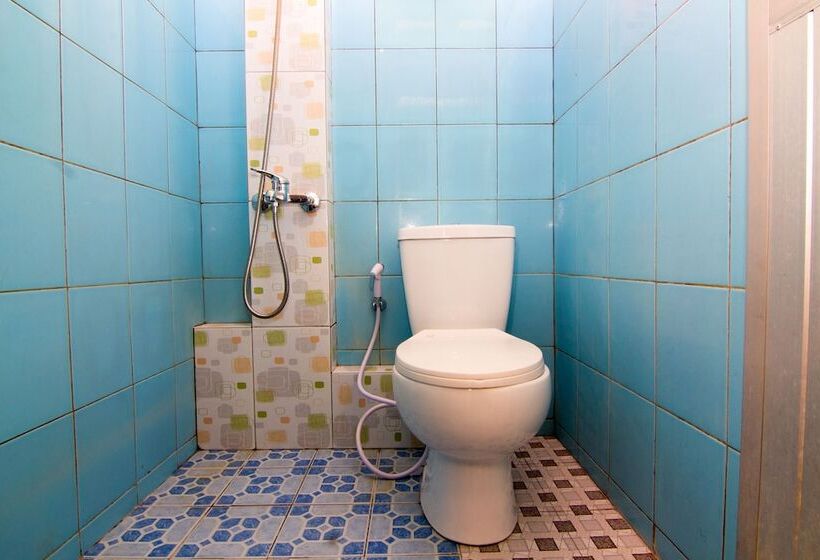 Standart Oda, Reddoorz Near Candi Sukuh Karanganyar