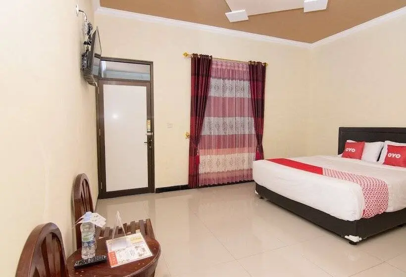 デラックスルーム, Reddoorz Near Candi Sukuh Karanganyar