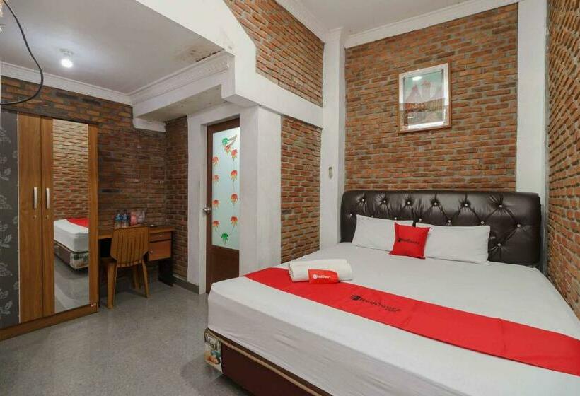 标准间, Reddoorz Syariah Near Jalan Asahan Pematang Siantar