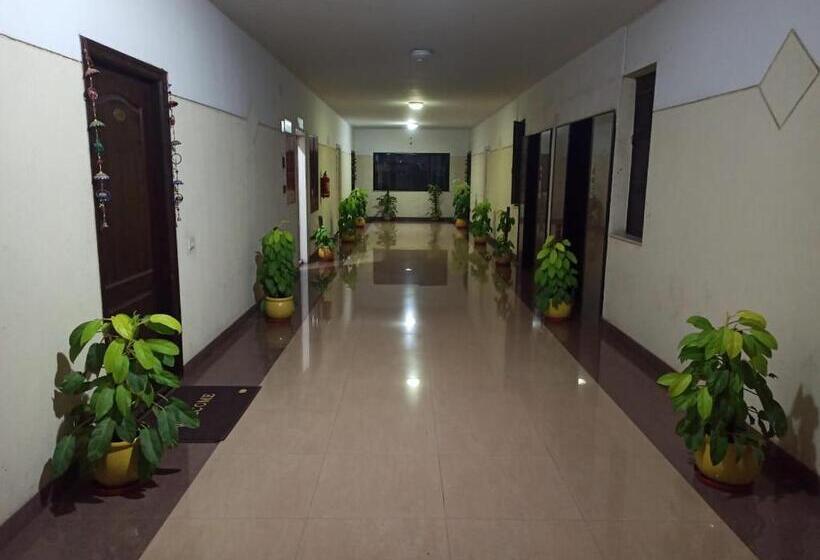 آپارتمان 3 خوابه, Bulande Comforts Service Apartment In Brookfield