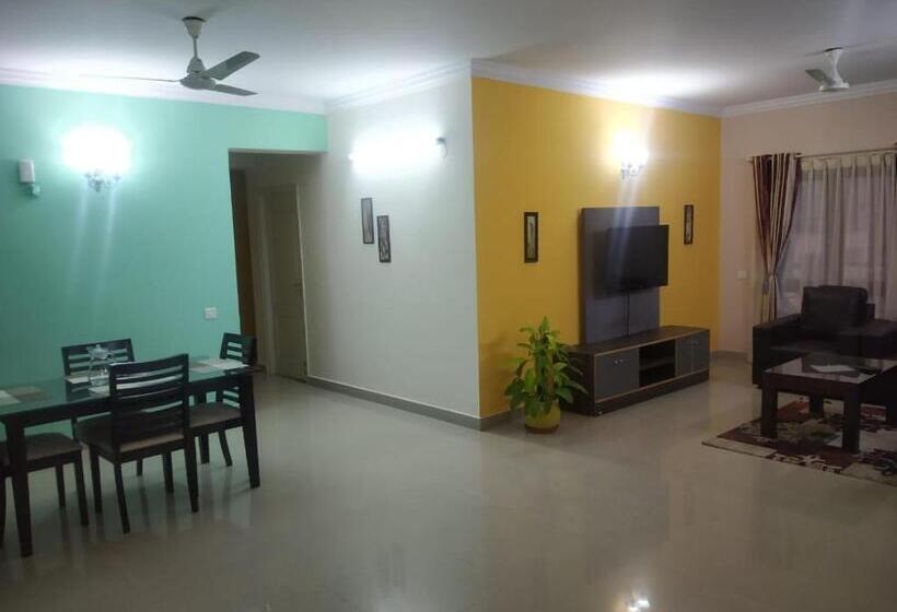 آپارتمان 2 خوابه, Bulande Comforts Service Apartment In Brookfield