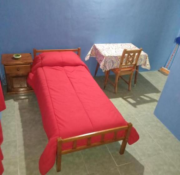 اتاق استاندارد یک نفره, Hosteria Dharma