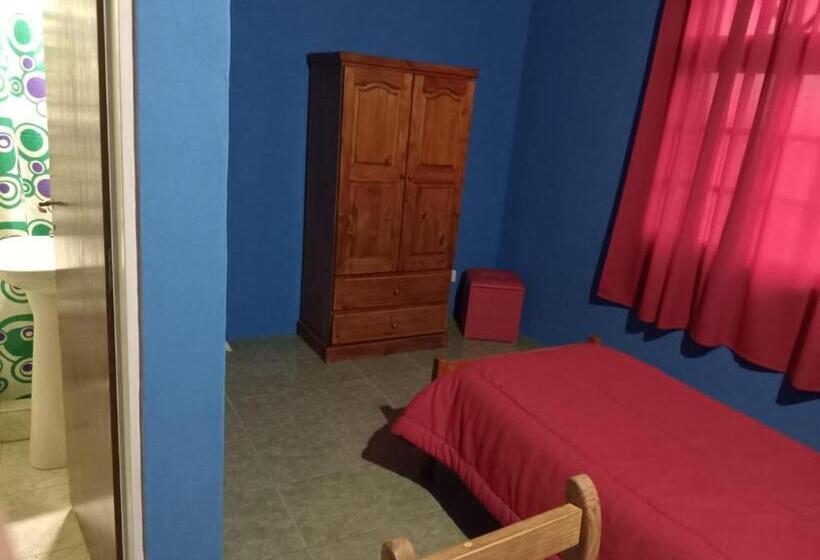 اتاق استاندارد یک نفره, Hosteria Dharma