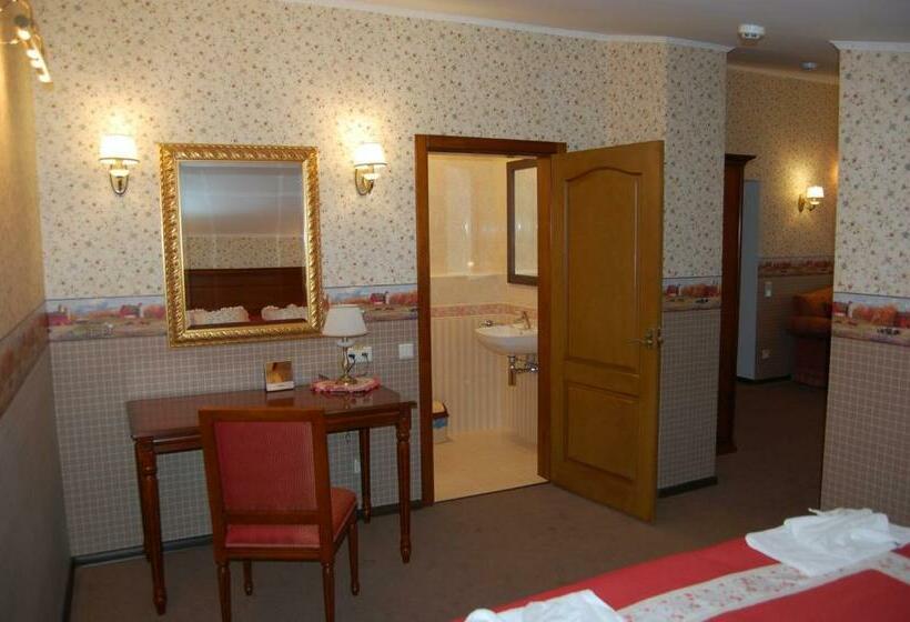 سوییت, готель баварія