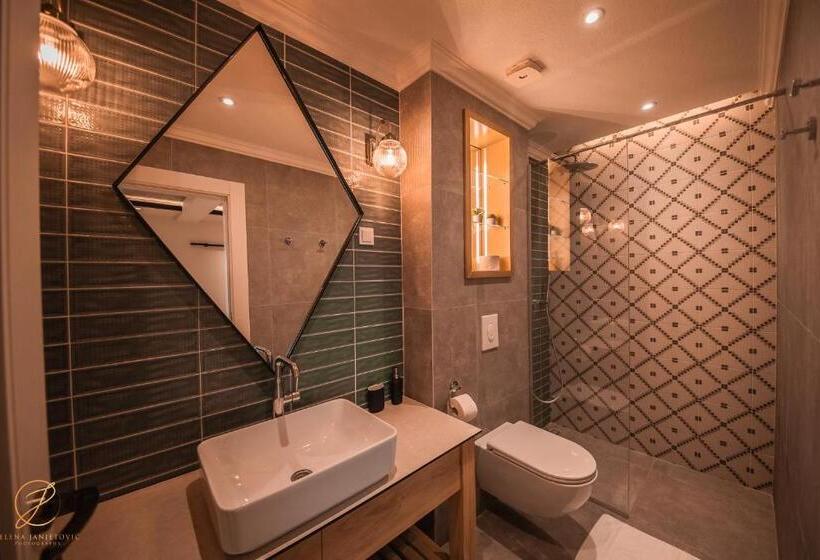 اتاق لوکس با چشمانداز دریا, Barka B N B Elegant Seaview Rooms