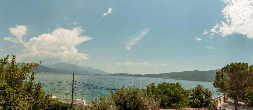 اتاق لوکس با چشمانداز دریا, Barka B N B Elegant Seaview Rooms