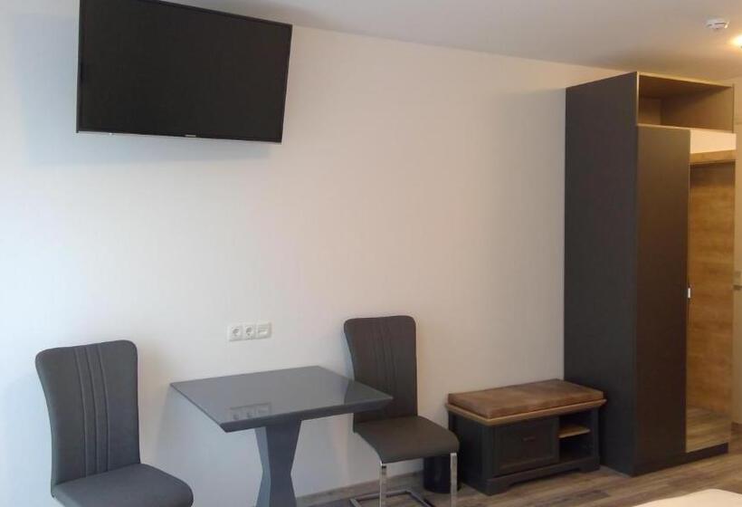 스탠다드 룸, Gasthaus Pension Hörner