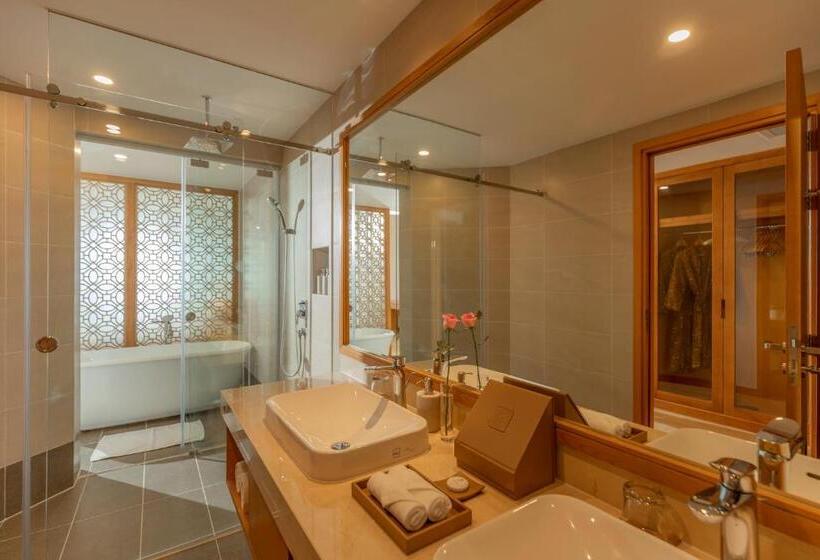 اتاق استاندارد با چشم‌انداز دریا, Selectum Noa Resort Cam Ranh