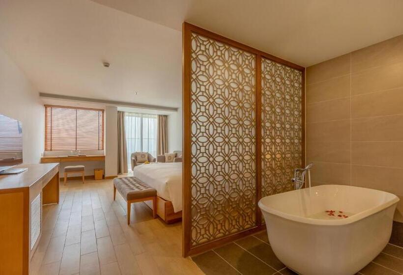 اتاق استاندارد با چشم‌انداز دریا, Selectum Noa Resort Cam Ranh