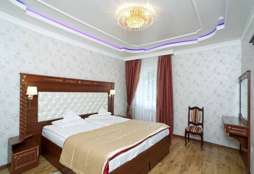 سوییت خانوادگی, Victor Hotel Resort & Spa