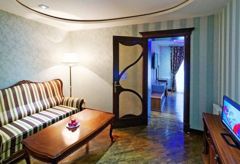 سوییت, Victor Hotel Resort & Spa