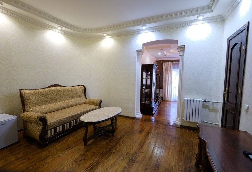 سوییت اجرایی, Victor Hotel Resort & Spa