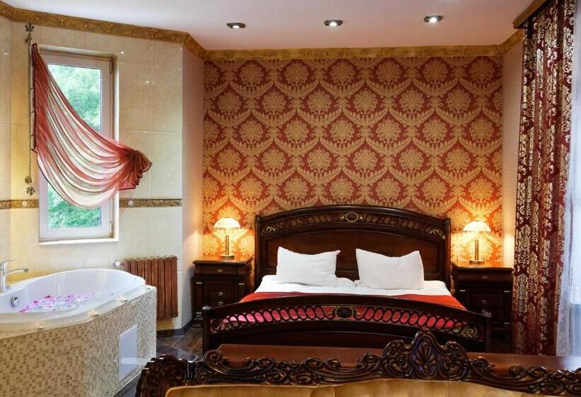 سوئیت با وان آب گرم, Victor Hotel Resort & Spa